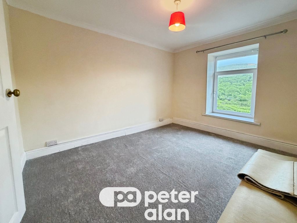 Additional image 8 of 4 bed terraced house to rentHigh Street, Maesteg CF34
