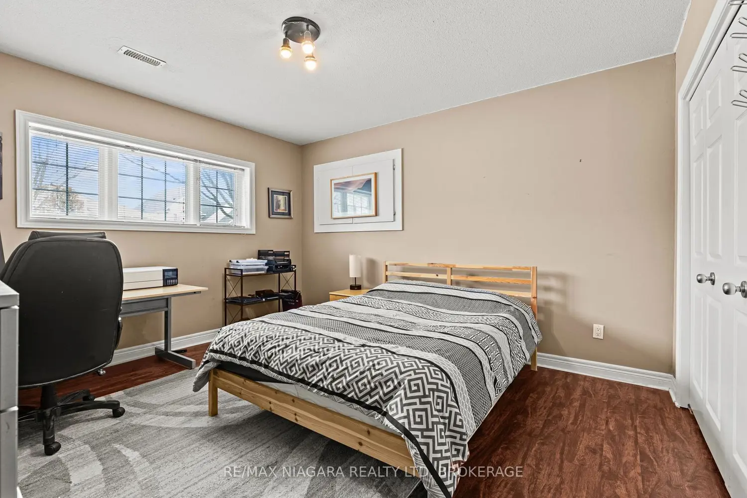 Additional image 12 of 7852 Charnwood Avenue