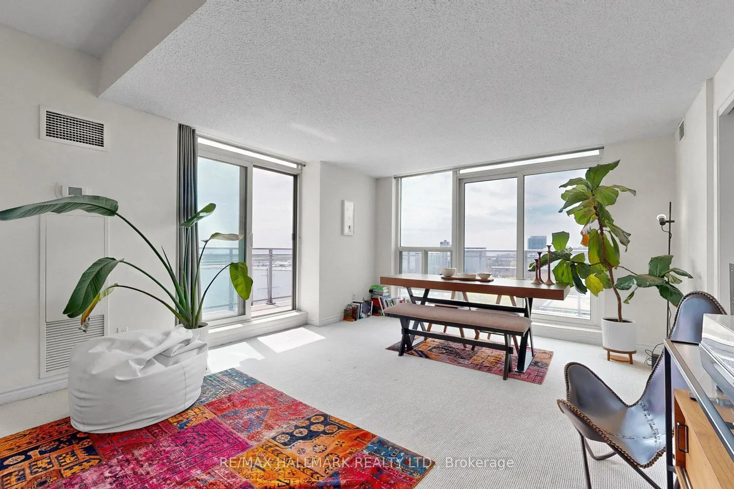 410 Queens Quay 1516 photo 3