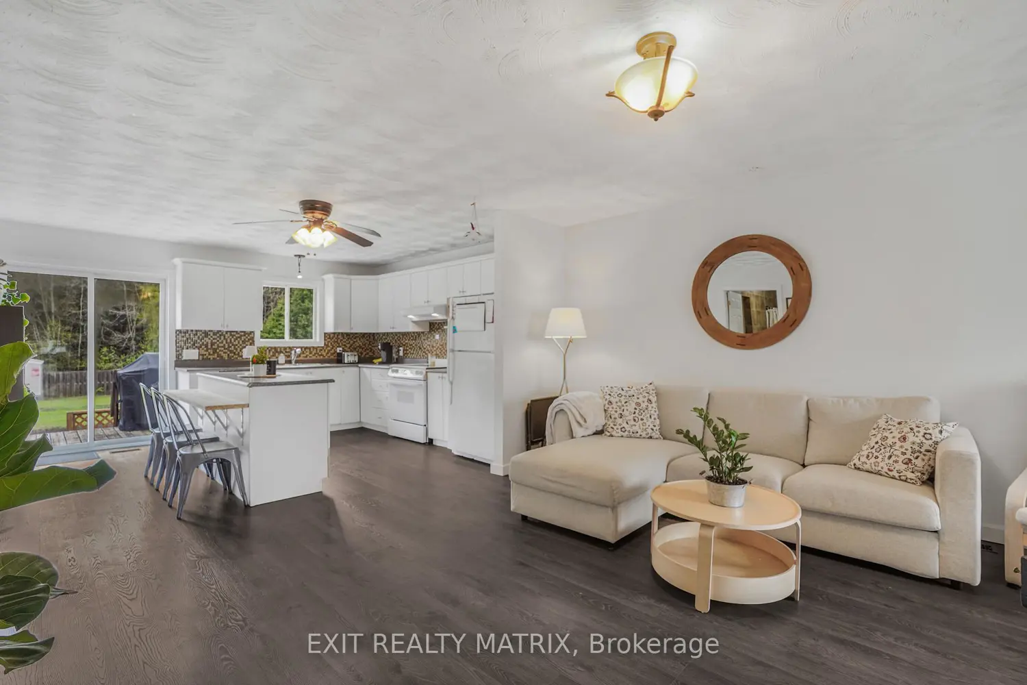 Additional image 3 of 542 Devista Boulevard B