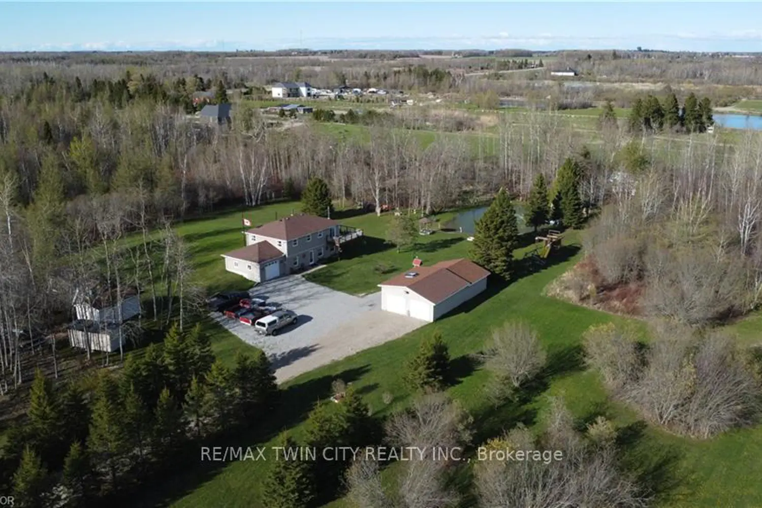 Additional image 17 of 375729 6Th Line