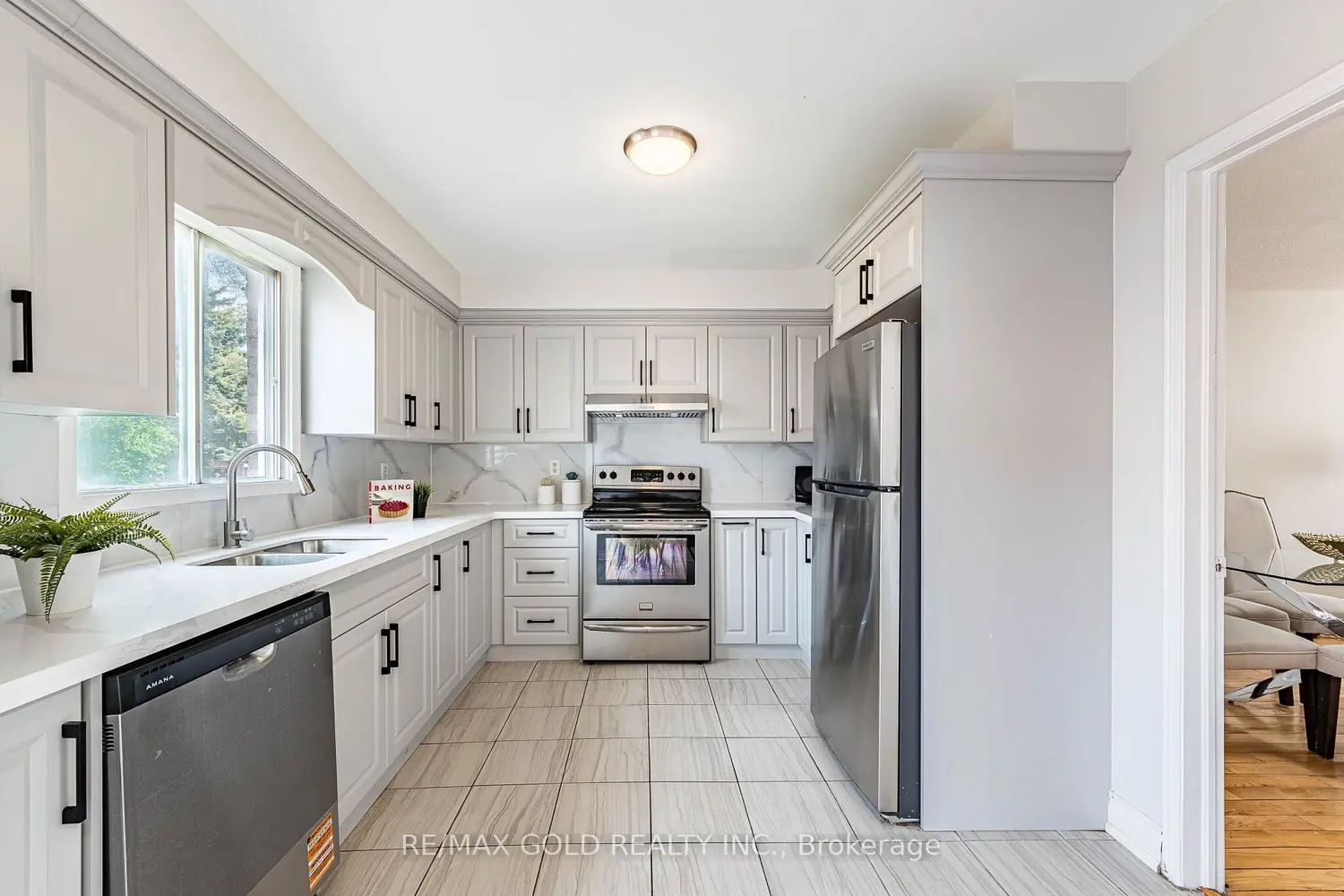 Additional image 17 of 92 Moffatt Avenue