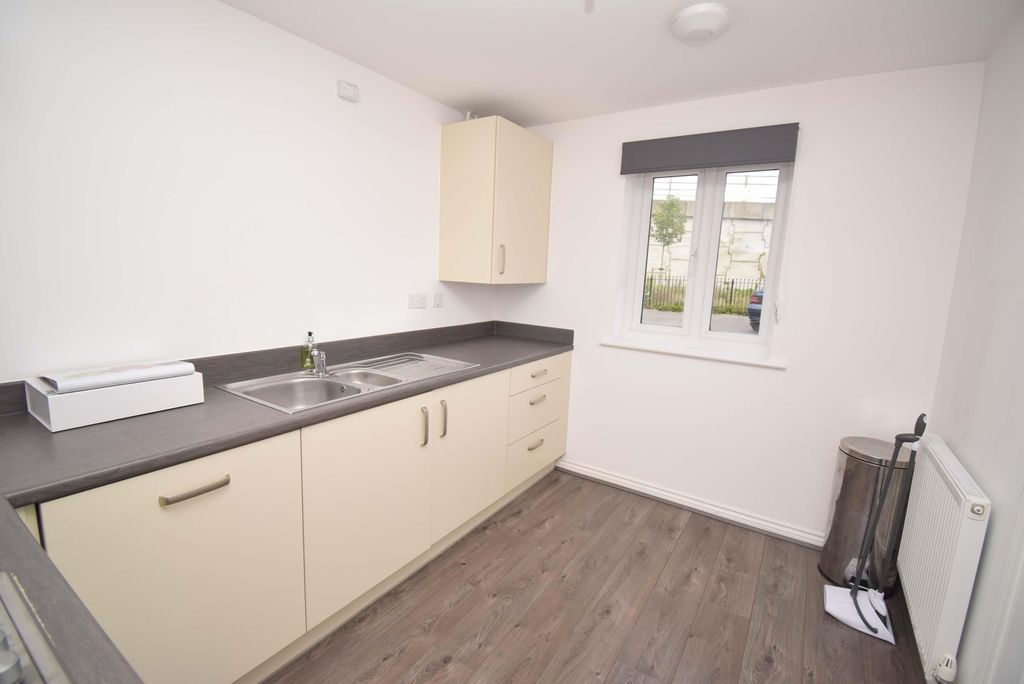 Additional image 3 of 3 bed semi-detached house to rentDominion Court, Newport NP19
