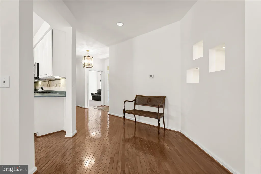 Additional image 15 of 320 Chalk Hill Drive, Baltimore, MD 21208