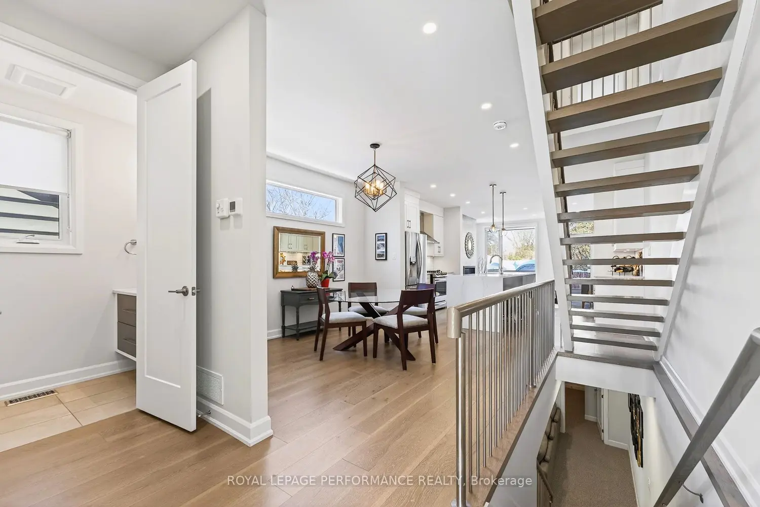155 Buell Street B photo 2