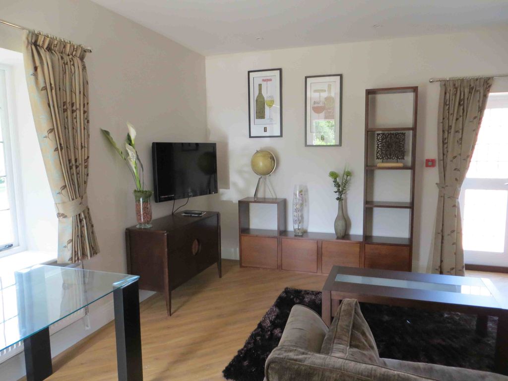 Additional image 2 of Room to rentHunts Lane, Taplow, Maidenhead SL6