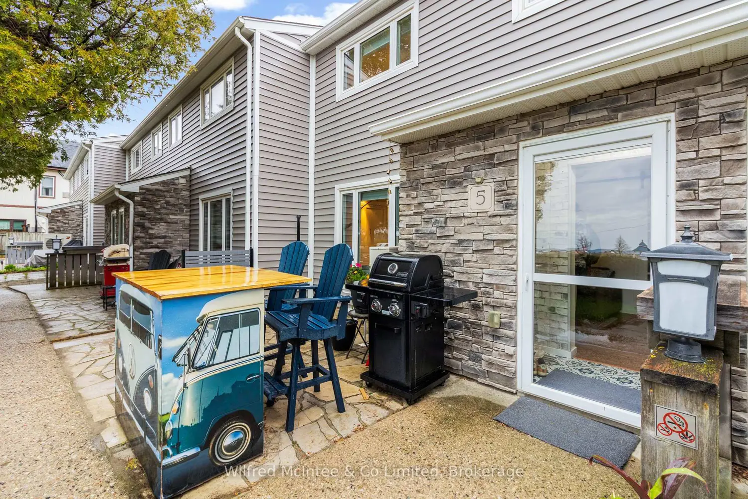 Additional image 5 of 633 Harbour Street 5