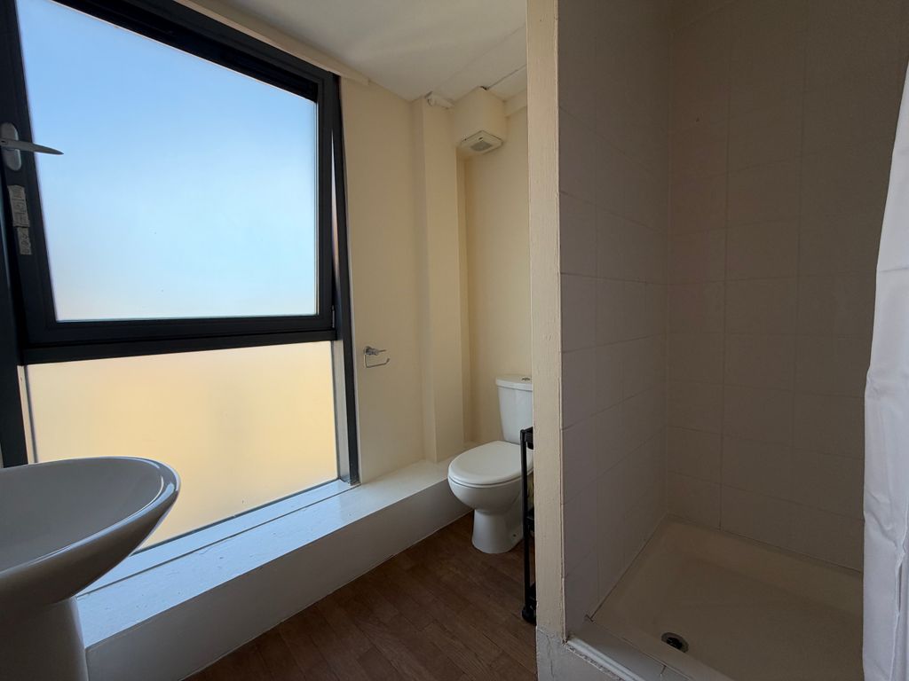 Additional image 3 of Studio to rentSalisbury Street, Southampton SO15