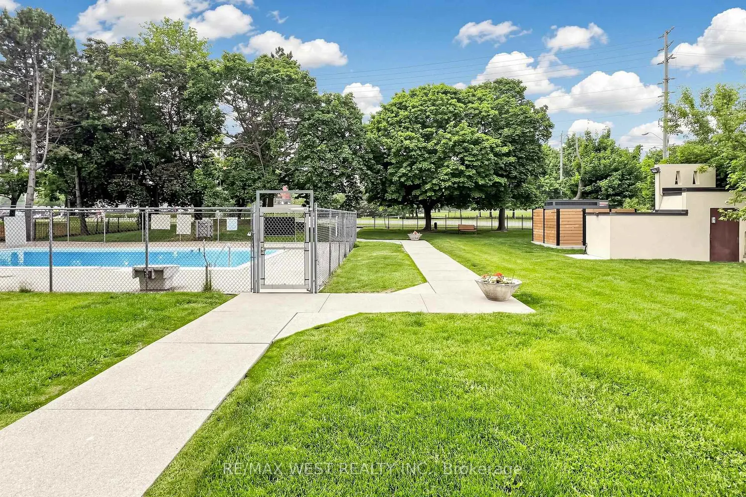 Additional image 18 of 180 Dudley Avenue 104
