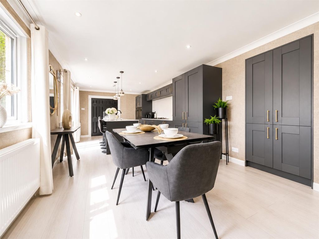 Additional image 8 of 5 bed detached house for saleGailes Park, Bothwell G71