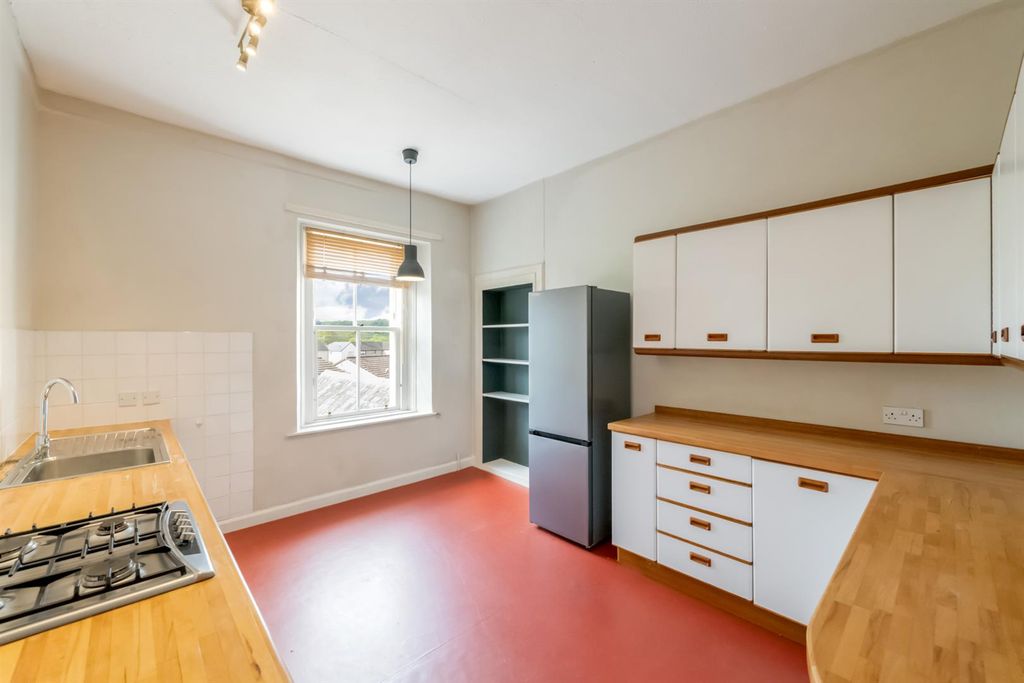 Additional image 6 of 3 bed flat for sale11 Harviestoun Road, Dollar FK14