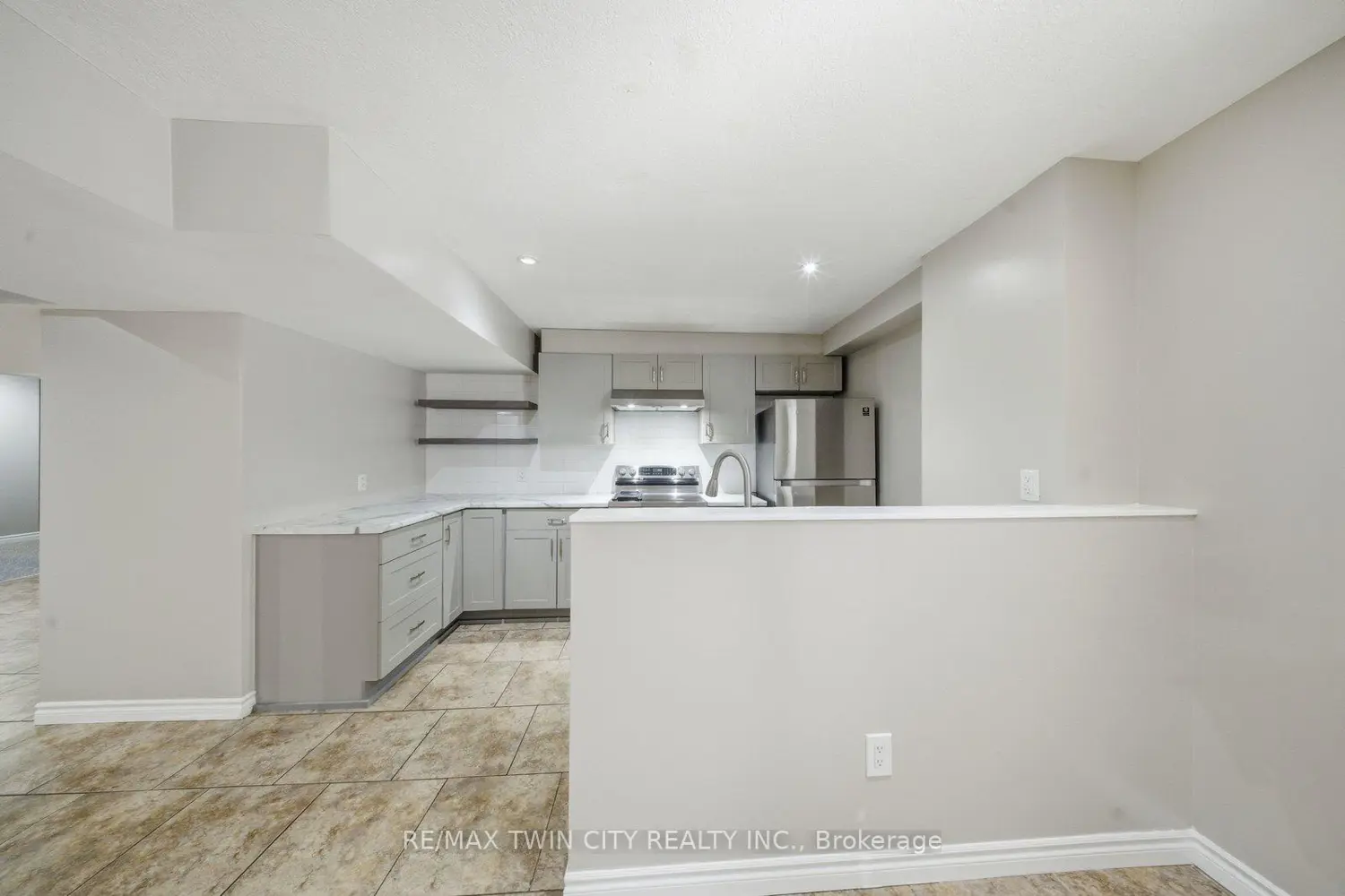 Additional image 16 of 20 Webb Avenue