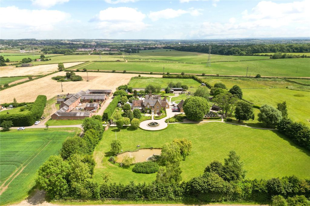Additional image 2 of 9 bed equestrian for salePeakes End, Steppingley, Bedfordshire MK45