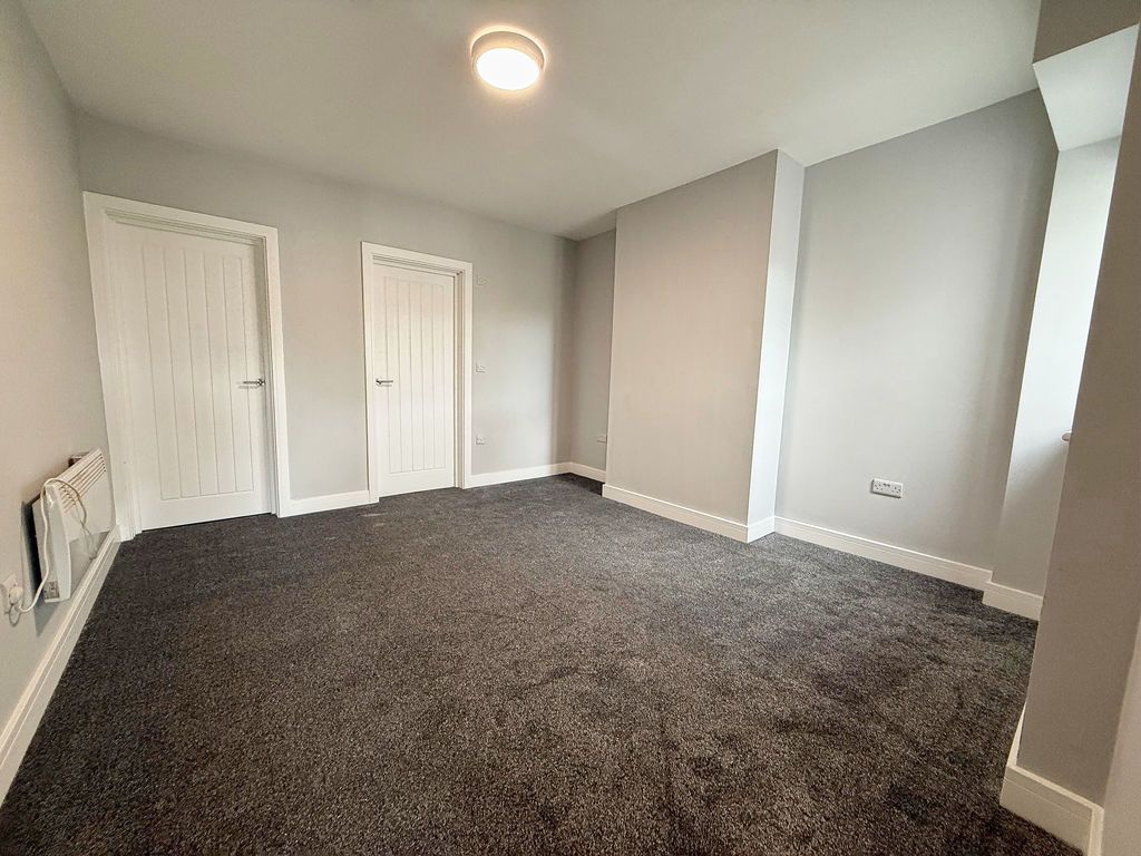 Additional image 2 of 1 bed flat to rentFrodingham Road, Scunthorpe DN15