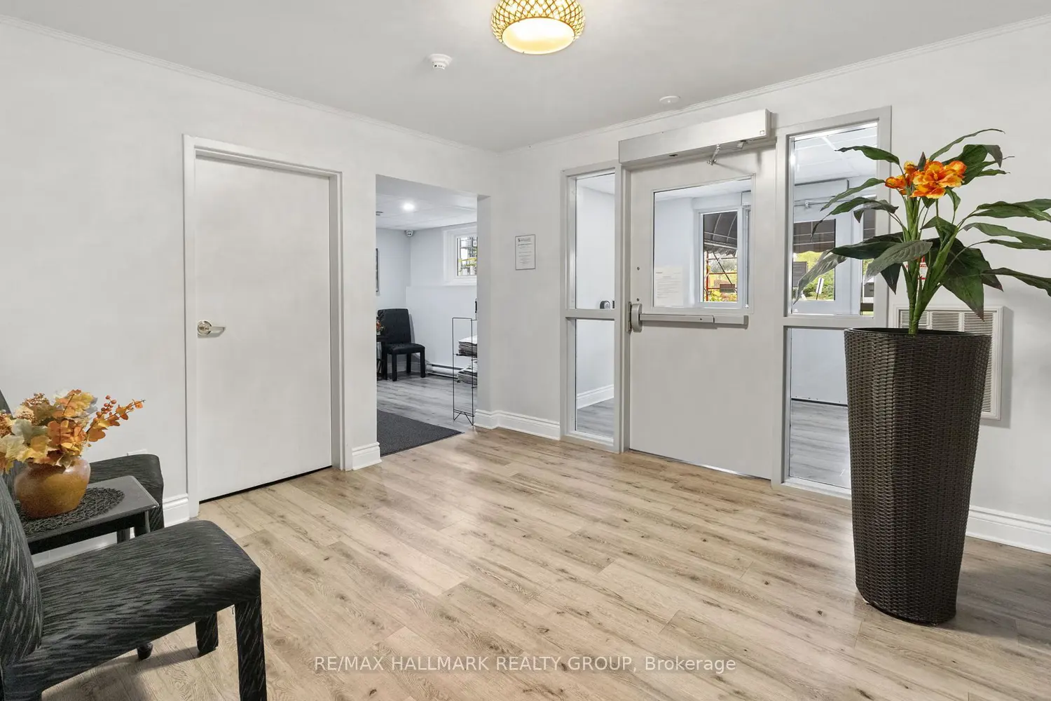 Additional image 4 of 1100 Millwood Avenue 304