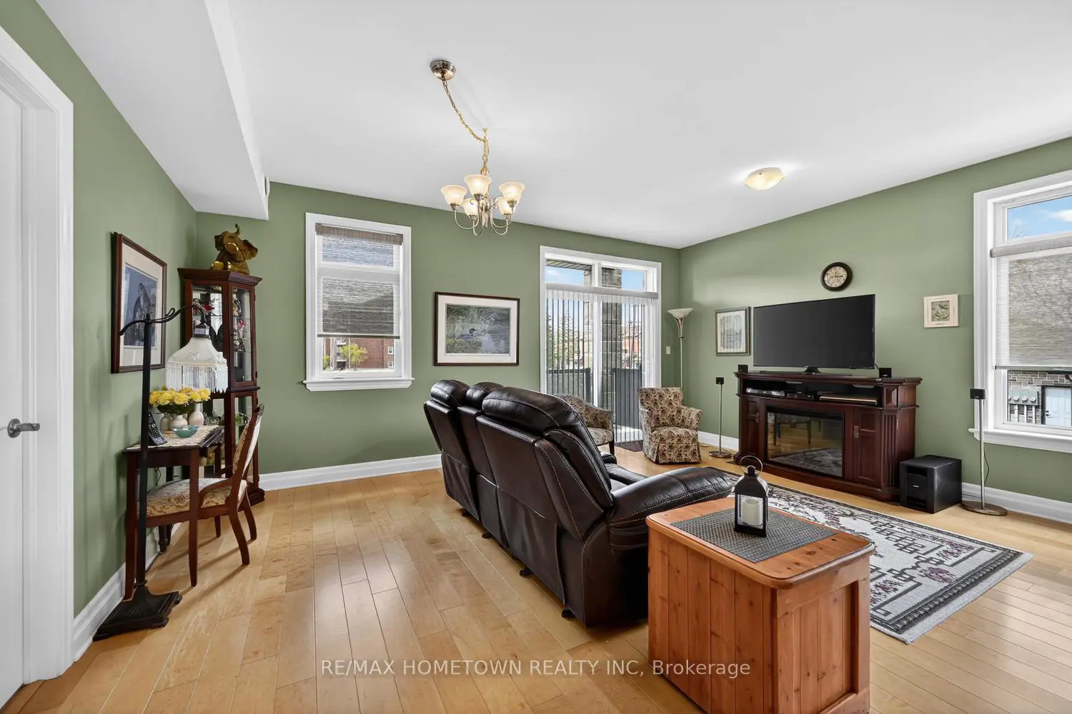 Additional image 9 of 1109 Millwood Avenue 101