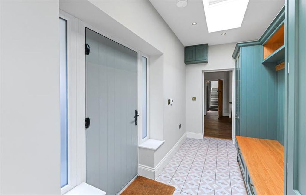 Additional image 40 of 5 bed detached house to rentVictoria Embankment, Nottingham NG2