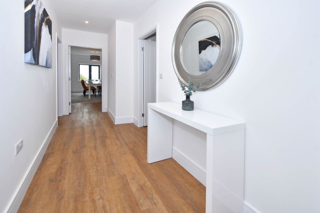 Additional image 5 of 2 bed flat to rentQueens Gardens, Newcastle-Under-Lyme ST5