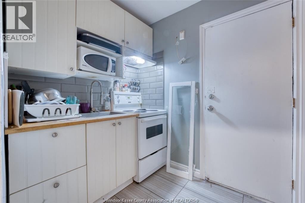 Additional image 8 of 41 Giles Boulevard, Windsor, ON, N9A4B6