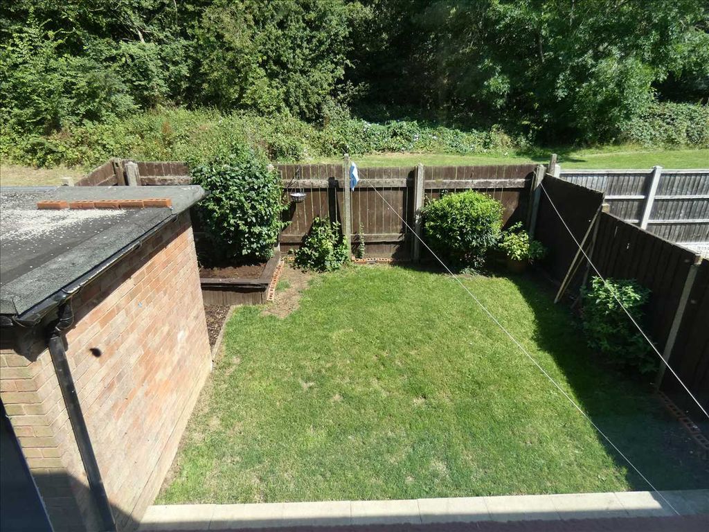 Additional image 9 of 3 bed end terrace house to rentChapman Avenue, Scunthorpe DN17
