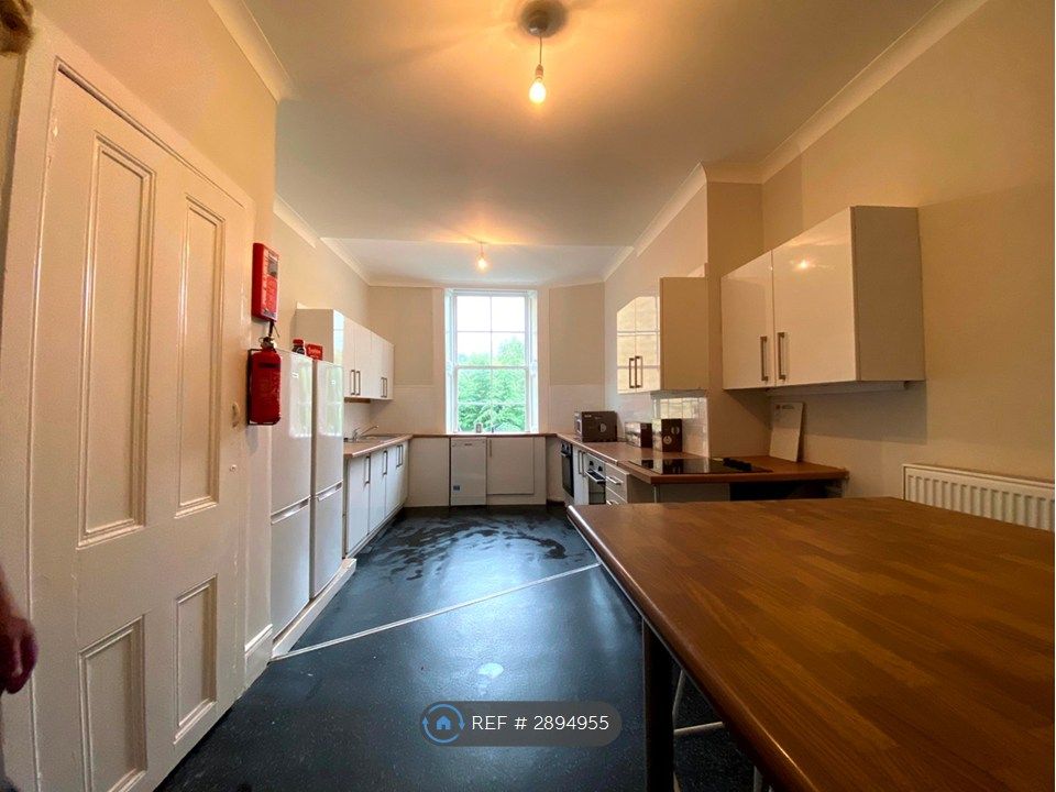 Additional image 2 of 8 bed flat to rentCecil Street, Glasgow G12