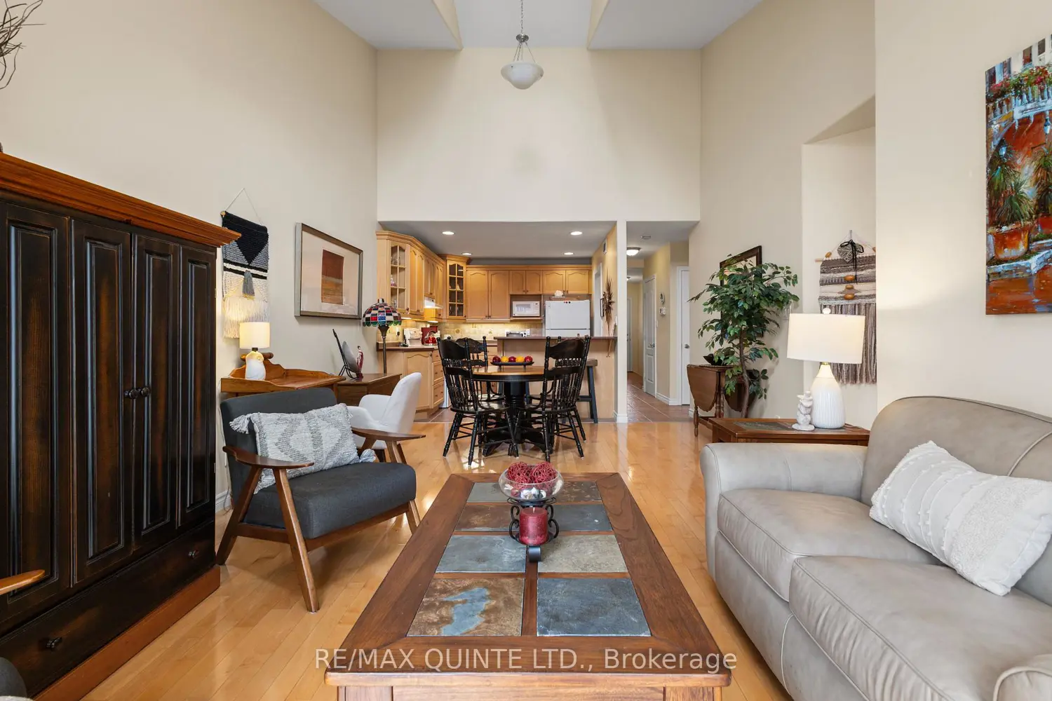 Additional image 6 of 25 Heartwood Drive 16