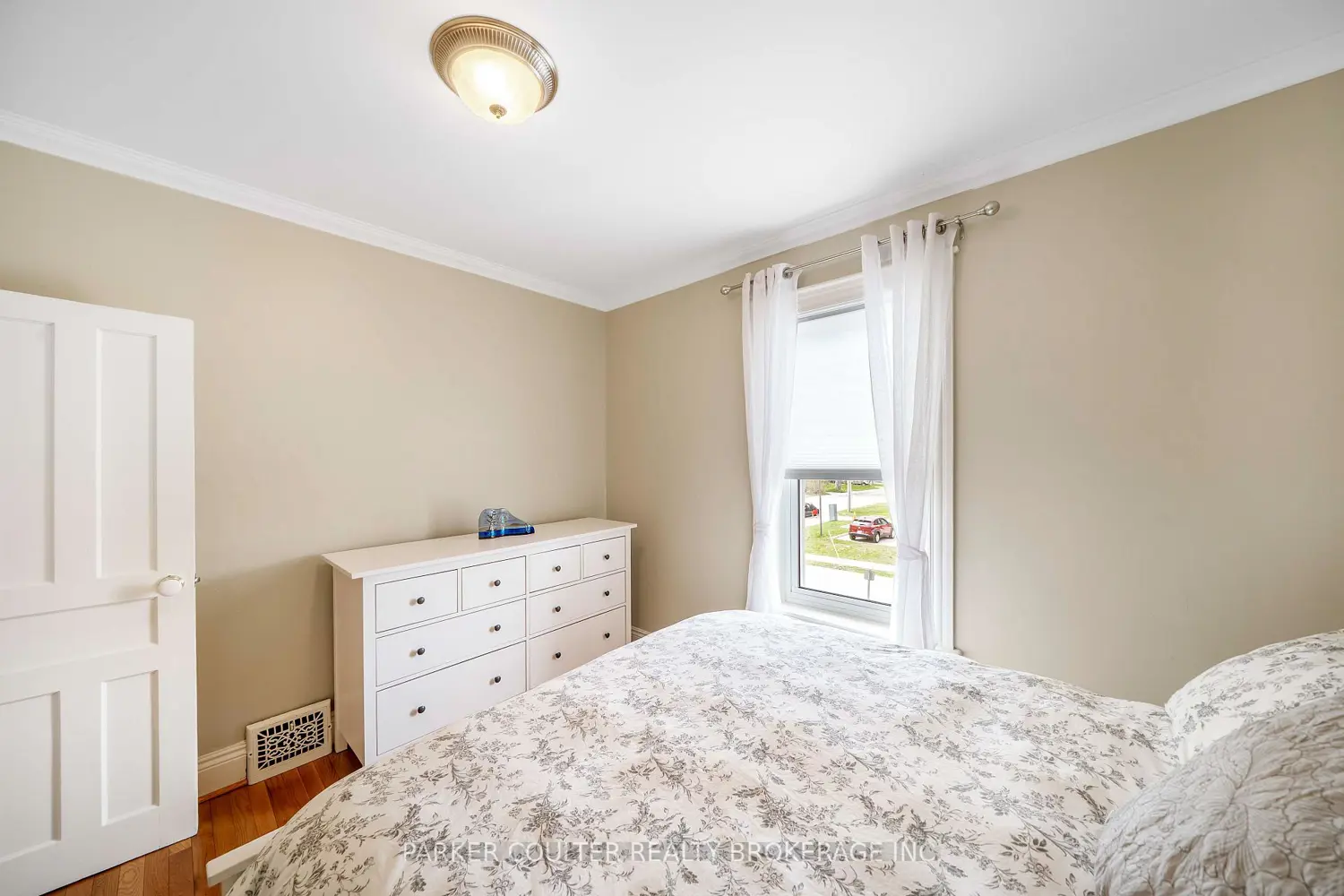 Additional image 13 of 421 Midland Avenue