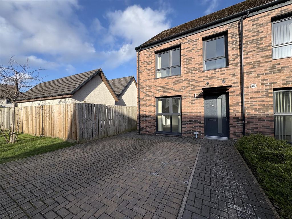 3 bed property to rentLapwing Drive, Perth PH1