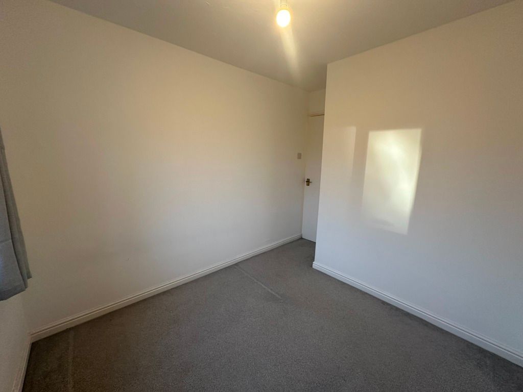 Additional image 12 of 2 bed flat to rentFairhaven Avenue, Airdrie ML6