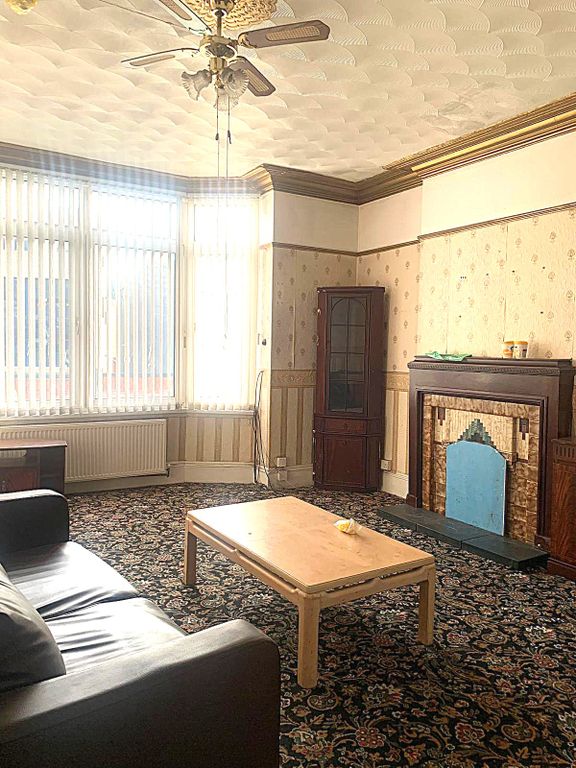 3 bed maisonette to rentCardiff Road, Newport NP20