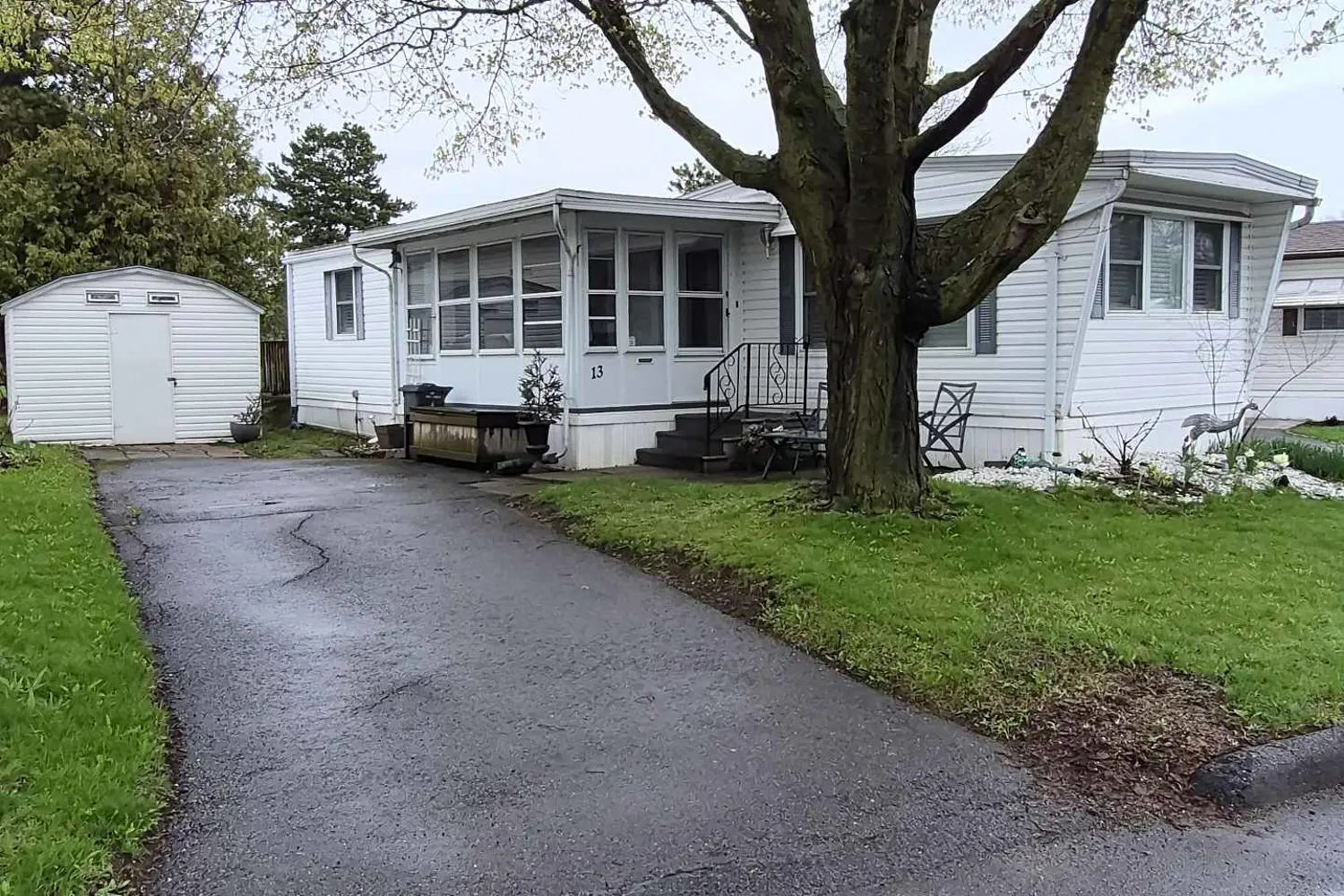 13 Wentworth Drive