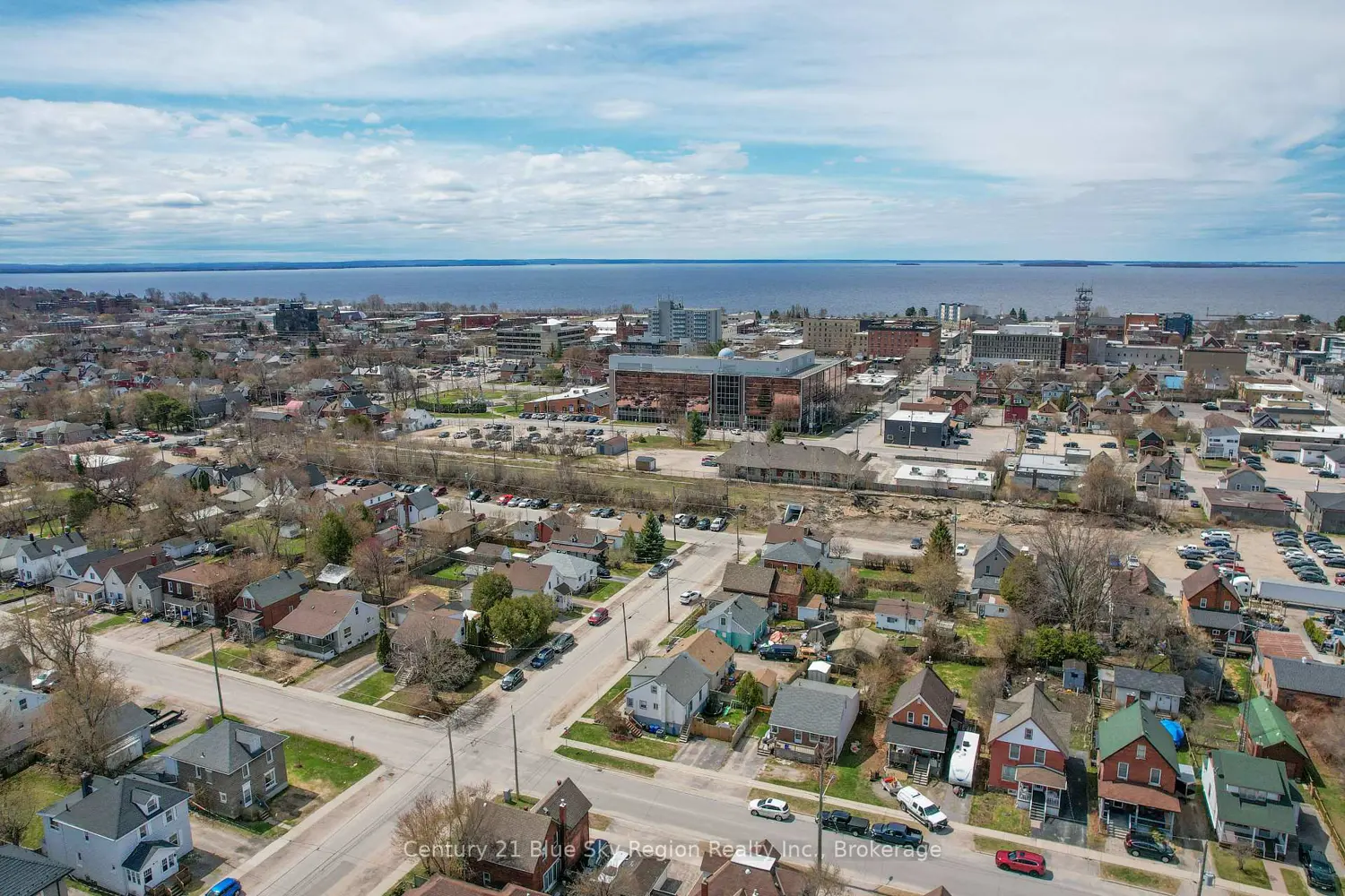 Additional image 7 of 890 Fraser Street