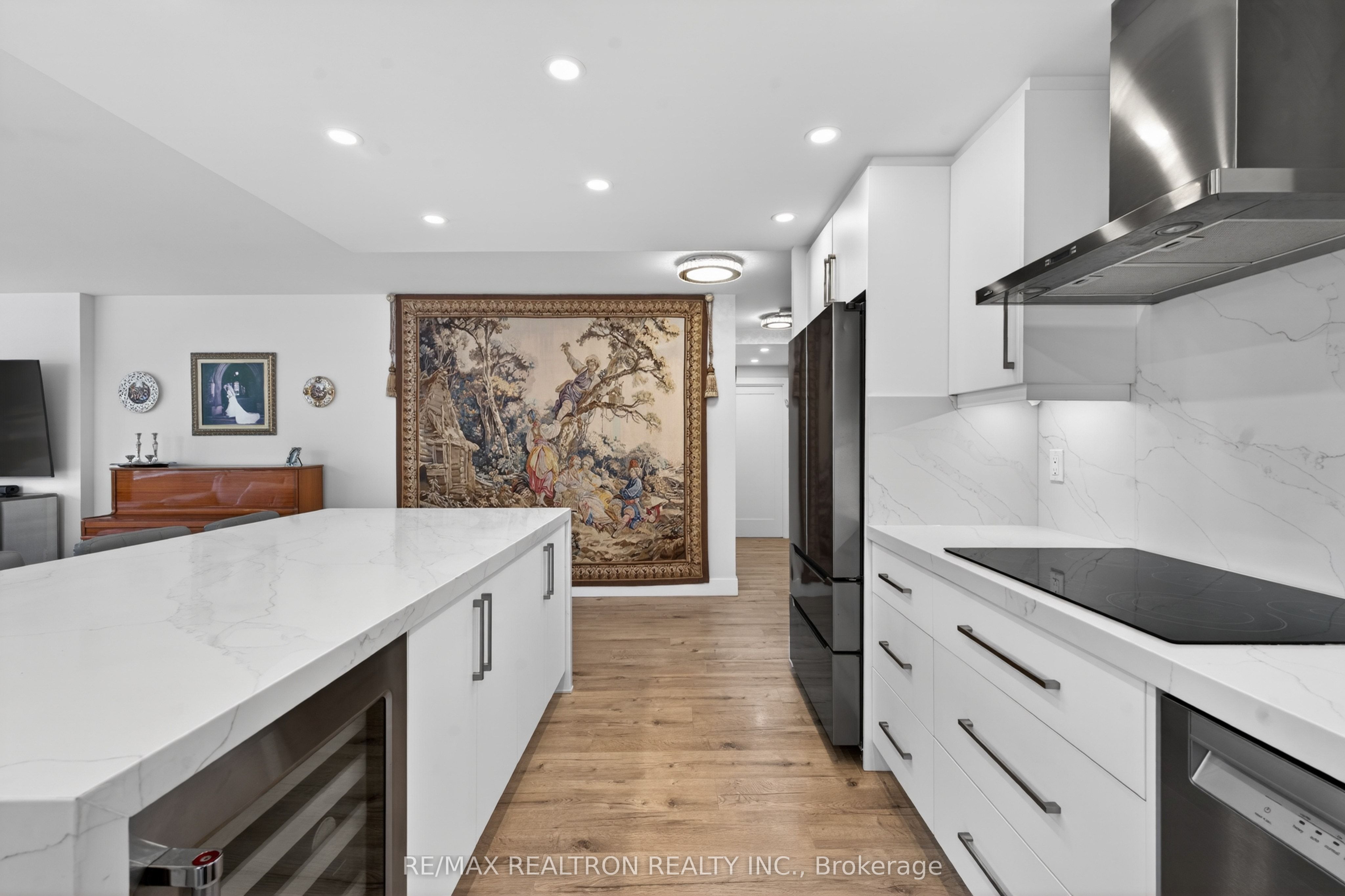 Additional image 4 of 203-110 Promenade Circle, Vaughan, ON, L4J 7W8