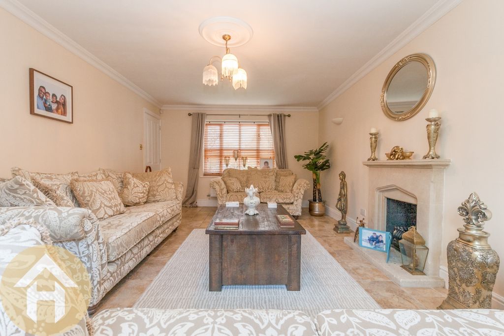 Additional image 3 of 4 bed detached house to rentWanshot Close, Wroughton SN4