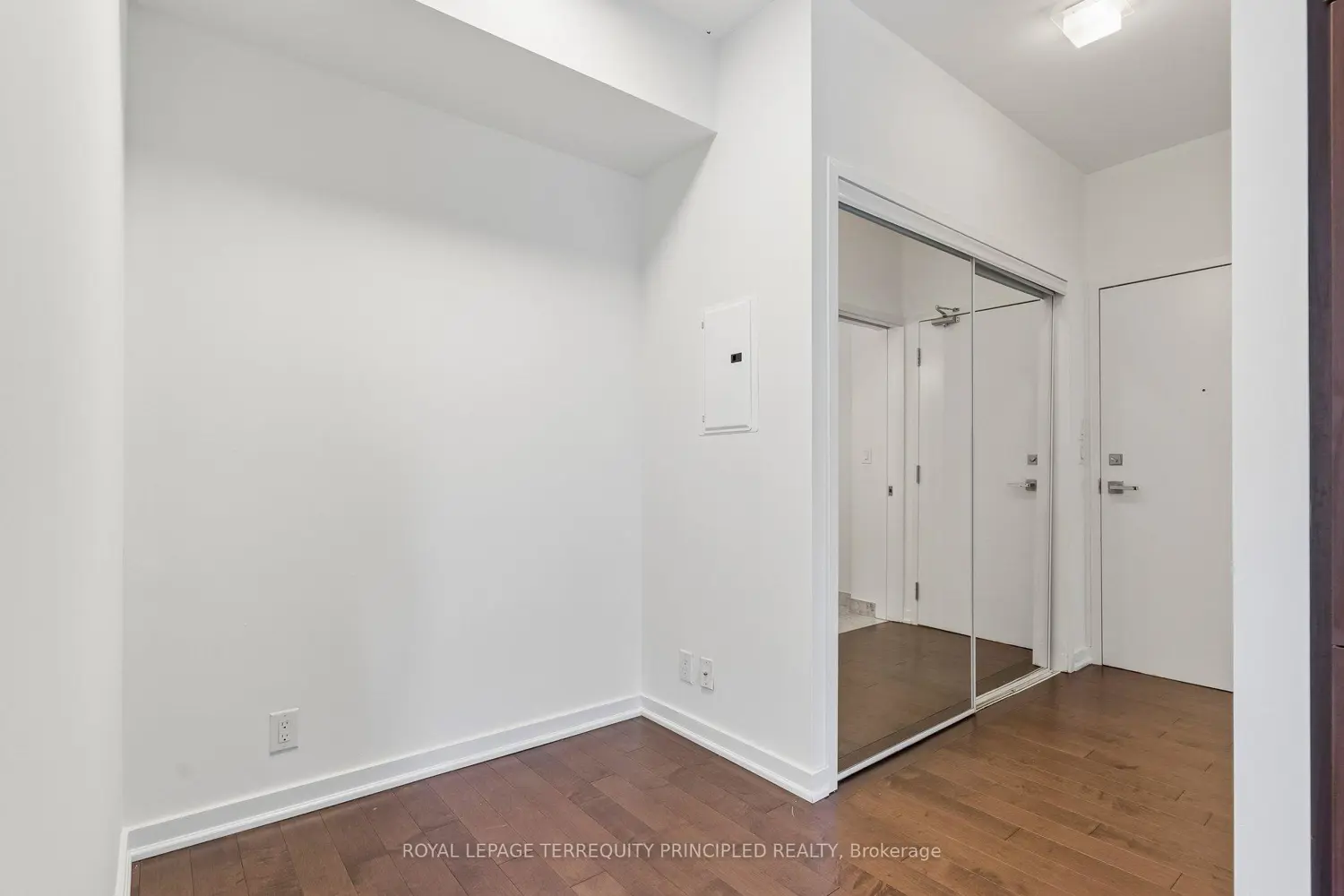 Additional image 5 of 12 York Street 307