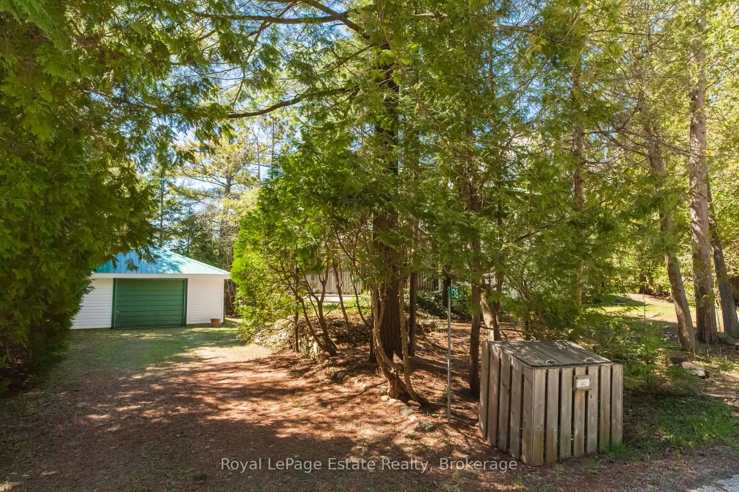 Additional image 16 of 138 Third Avenue