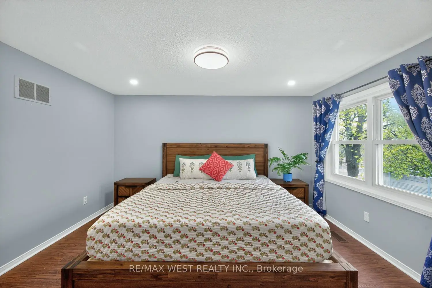 Additional image 8 of 2065 Amherst Heights Court 38
