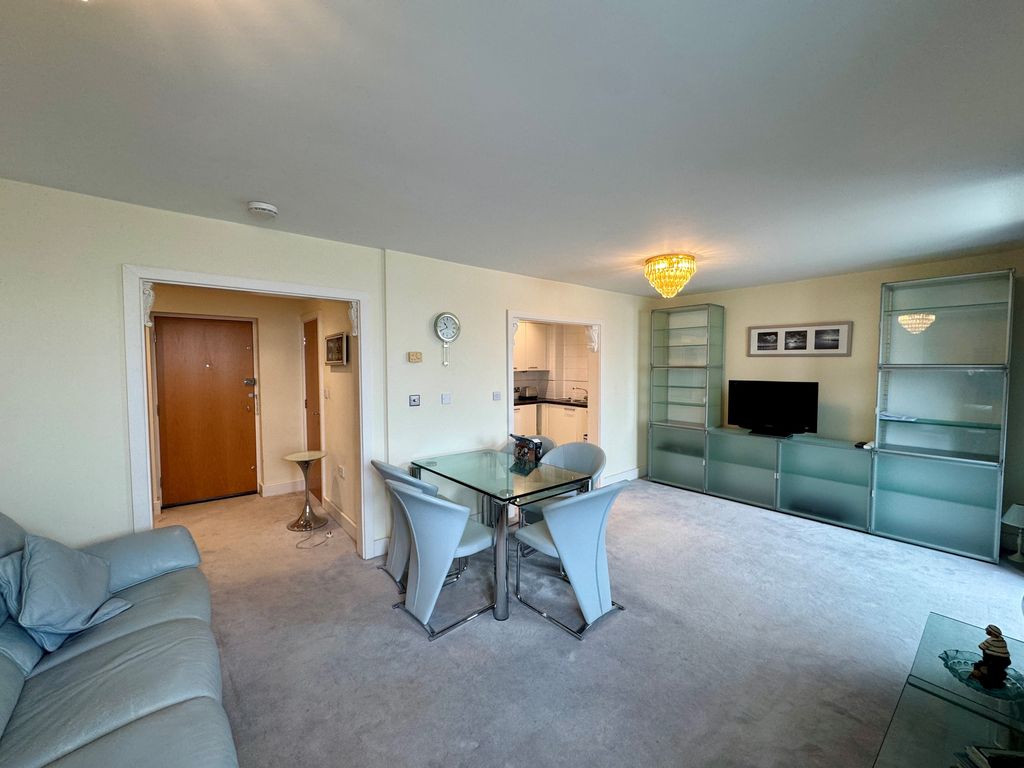 Additional image 4 of 2 bed penthouse to rentNautilus, Worthing BN11
