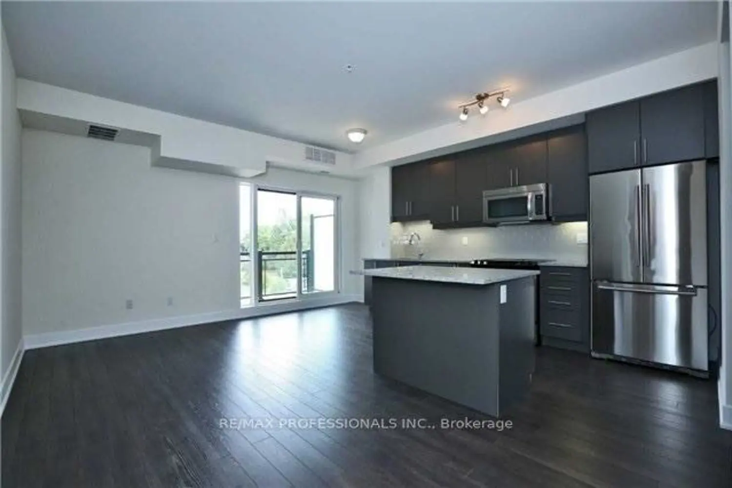 Additional image 7 of 128 Garden Drive 323