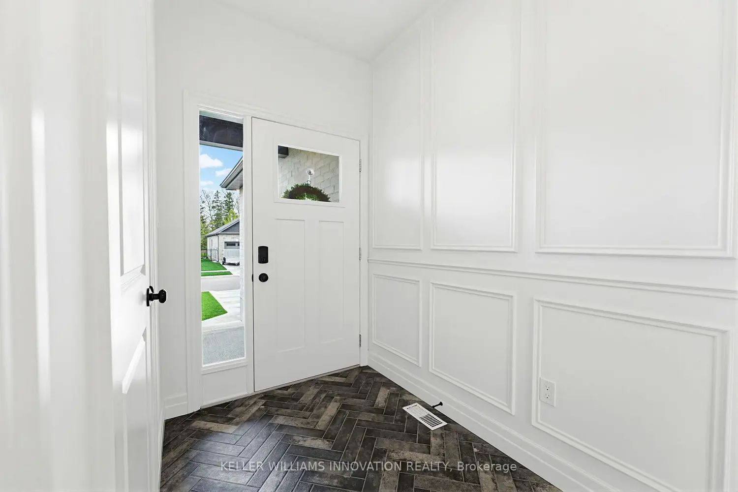 Additional image 3 of 24 Gilmer Crescent
