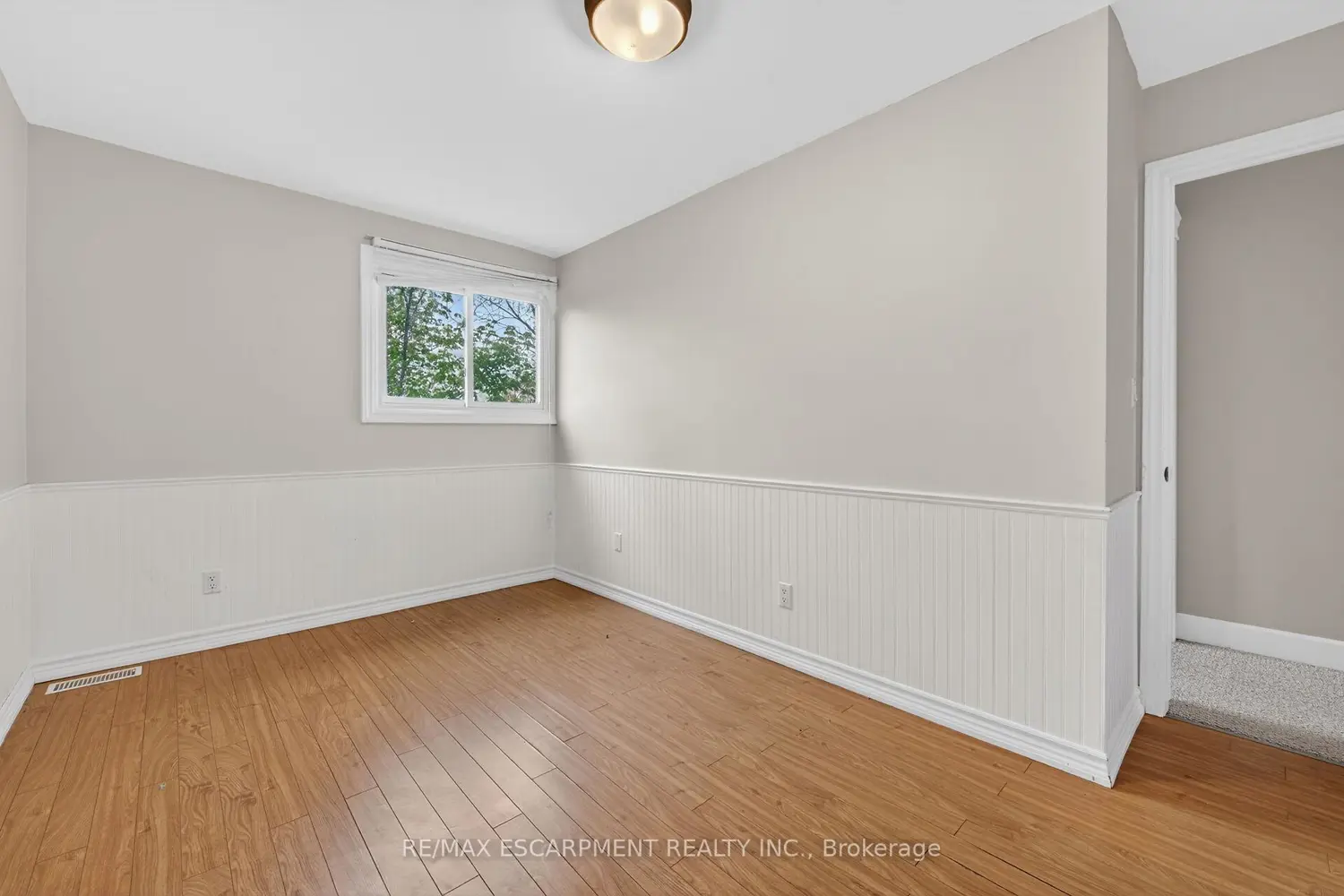 Additional image 15 of 149 St. Catherine Street 13