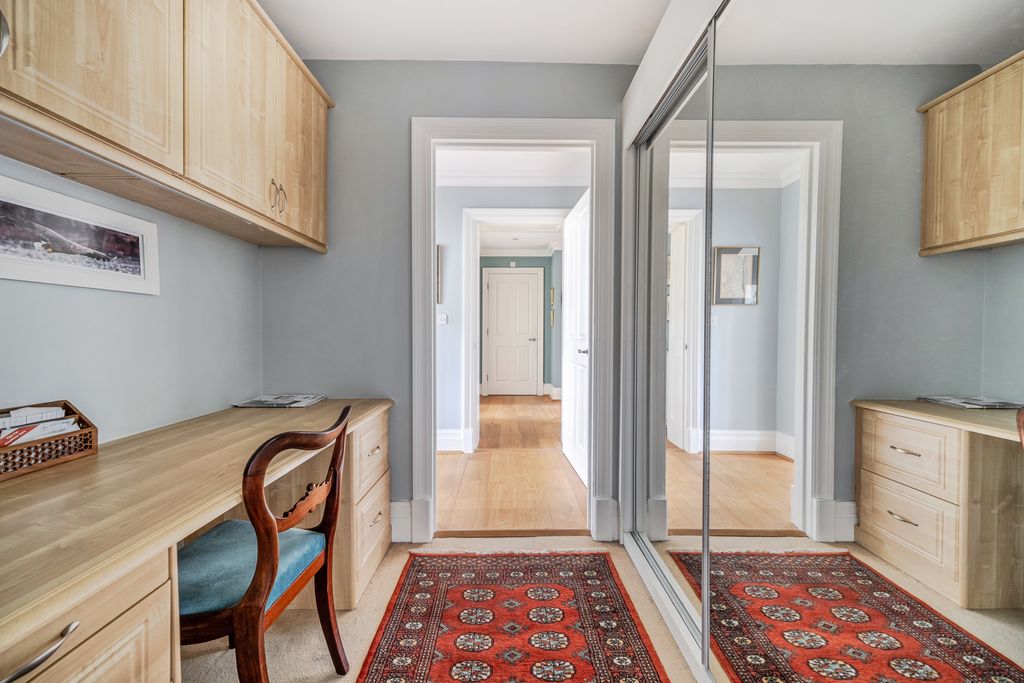 Additional image 25 of 2 bed flat for saleWoolmer Lane, Bramshott, Liphook GU30