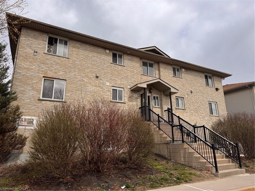 A05-44 Walnut Street, Kitchener, ON, N2G 1P6