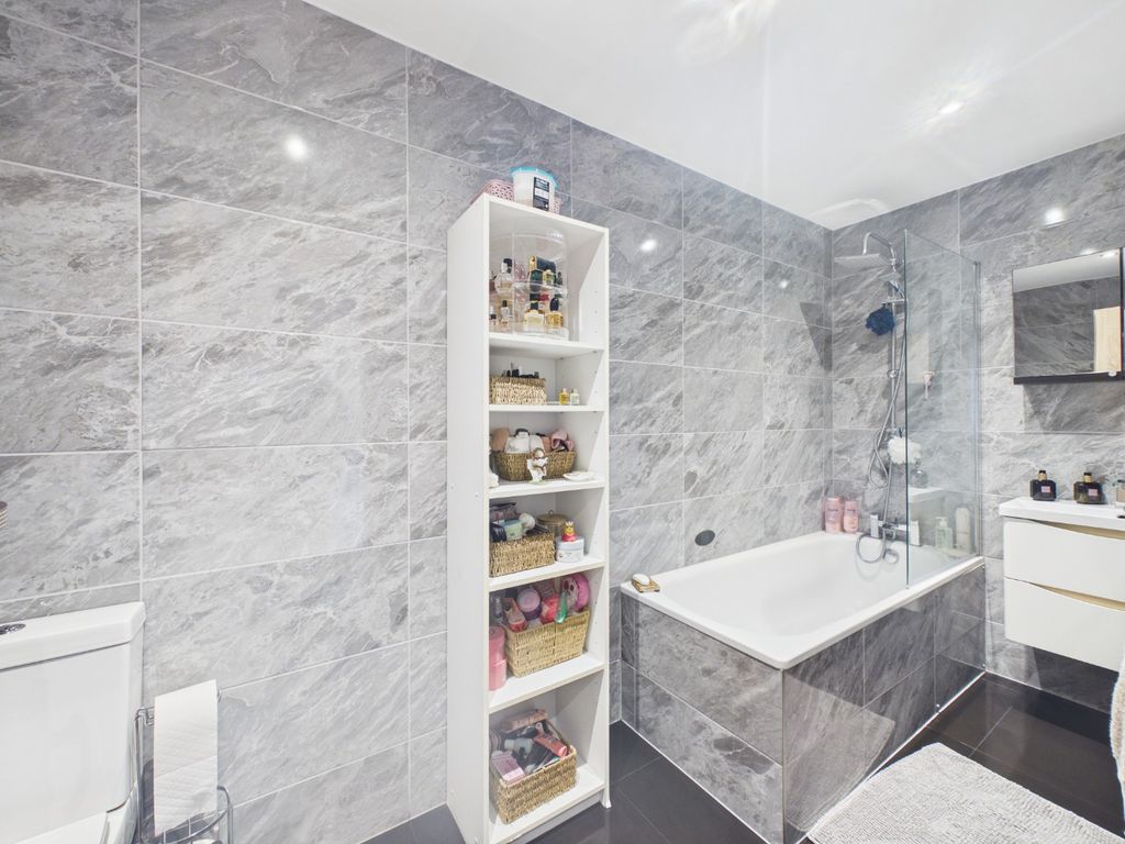 Additional image 8 of 1 bed flat for saleCooper House, Silvester Street, Hull HU1
