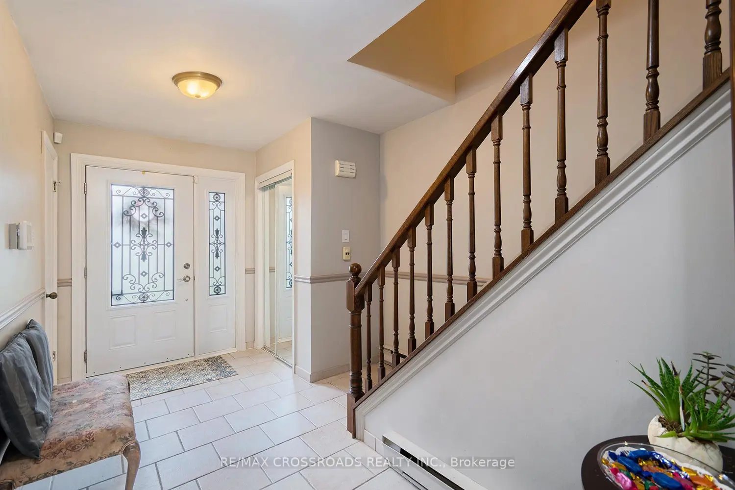 164 Glen Springs Drive photo 2