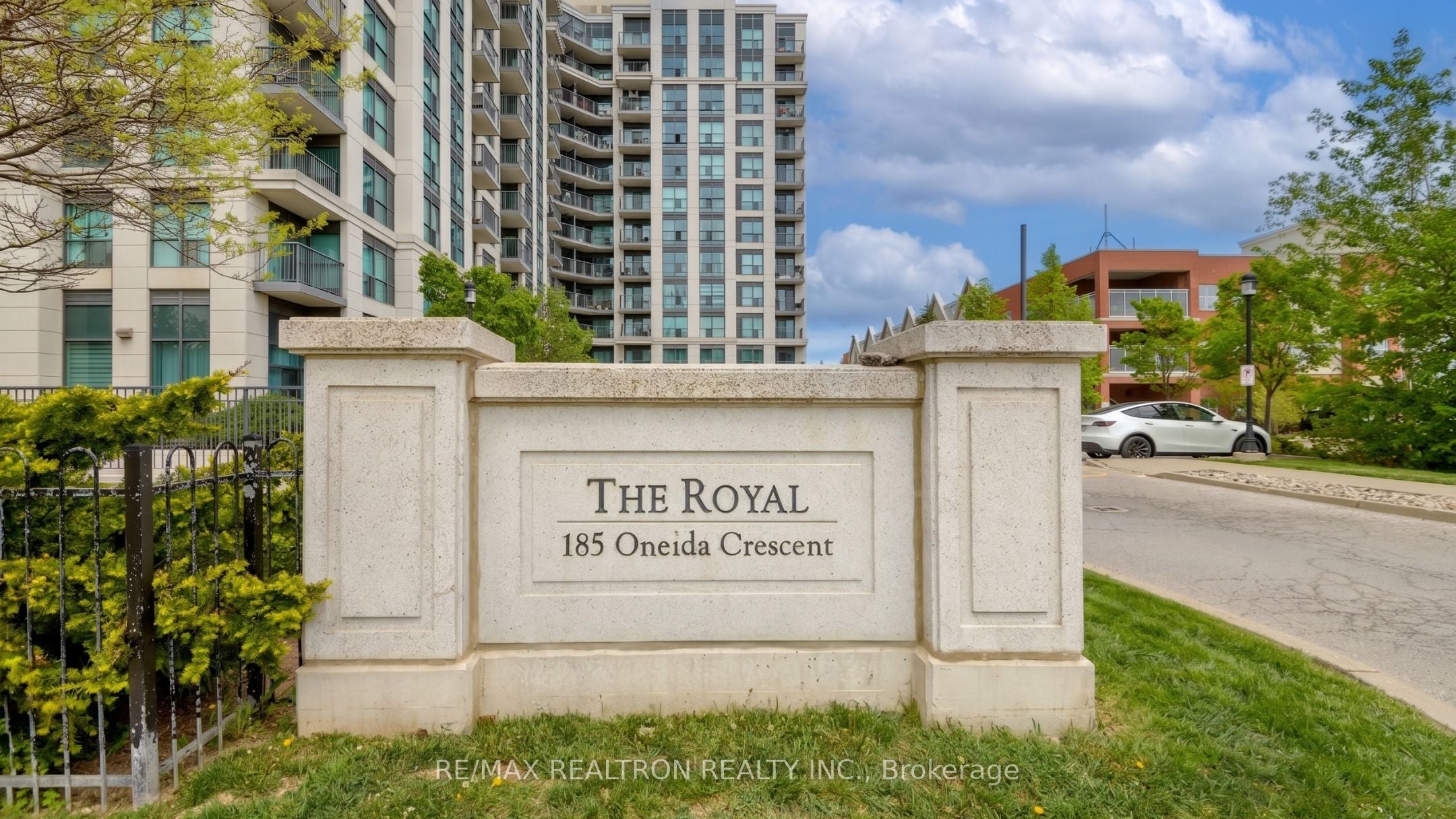 Additional image 2 of 505-185 Oneida Crescent, Richmond Hill, ON, L4B 0B1