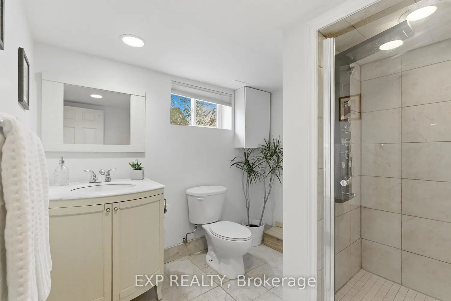Additional image 15 of 280 East 11Th Street