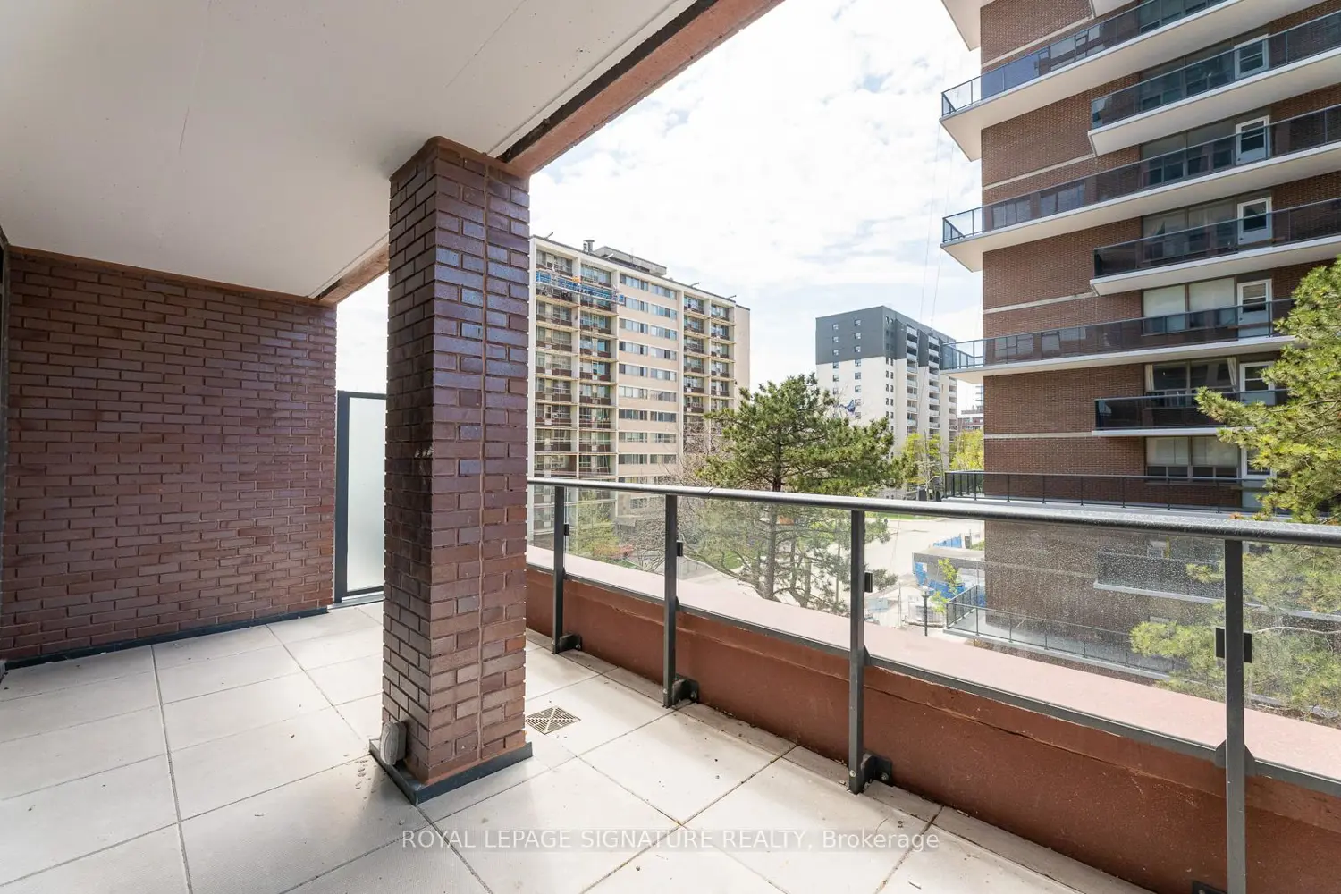 Additional image 17 of 28 Ann Street 210