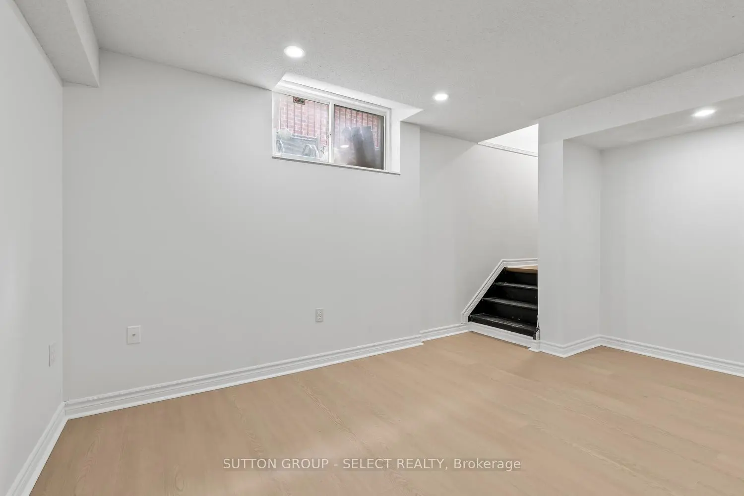 Additional image 18 of 176 Buttercup Court