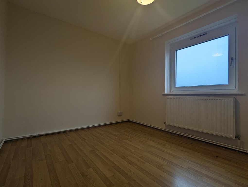 Additional image 9 of 2 bed flat to rentSiskin Close, Haverfordwest SA61